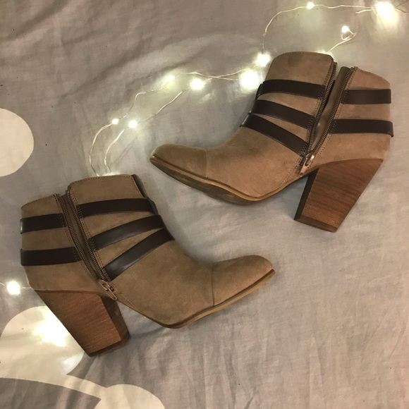 Fall booties - Picture 1 of 5